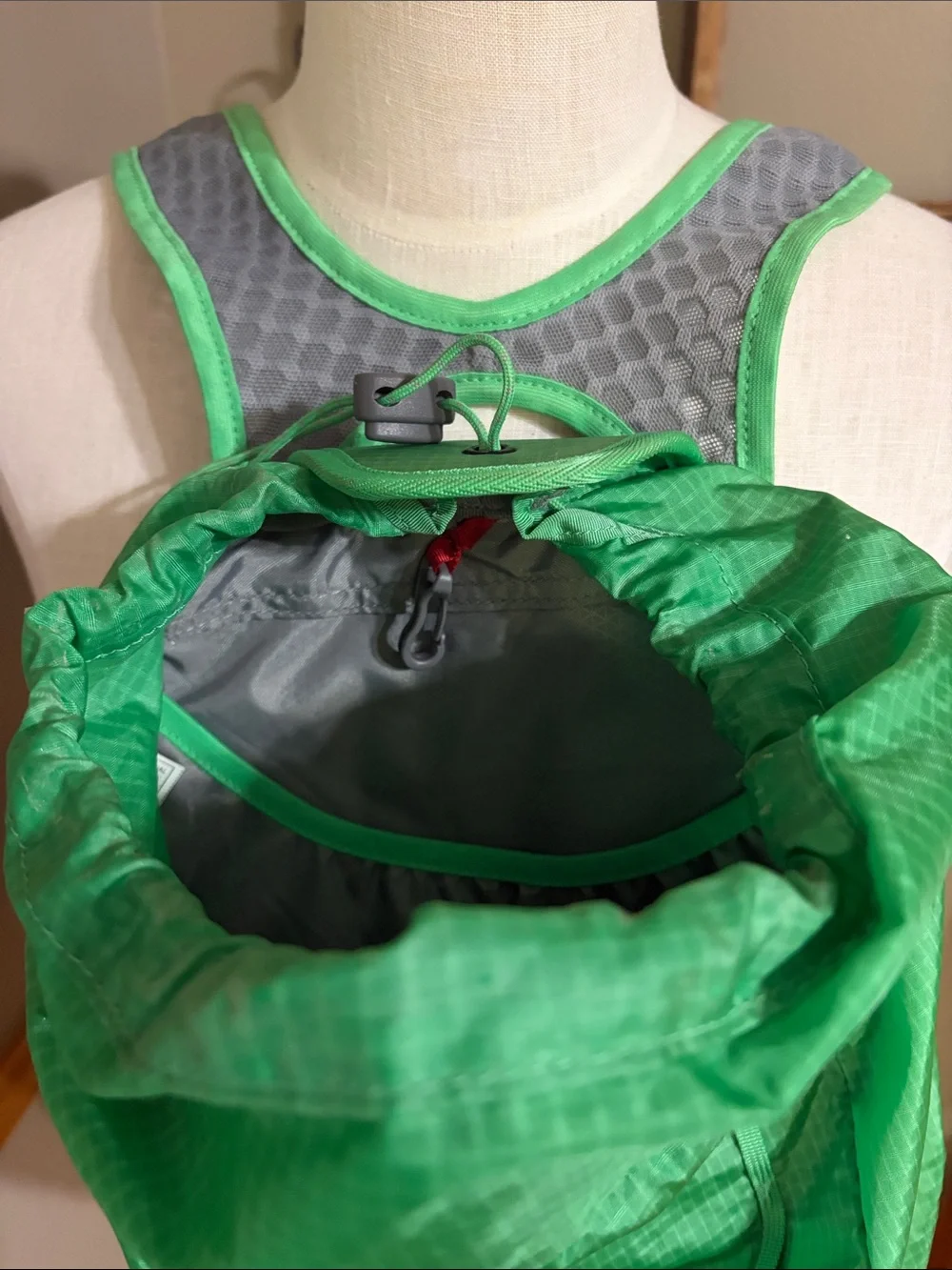REI Bright Green flash 18 Daypack backpack with Gray Accents